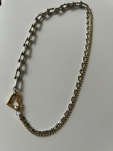 Charger l&#39;image dans la galerie, Collier Henri
