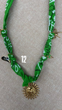 Charger l&#39;image dans la galerie, Collier Bandana
